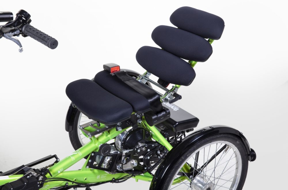 Tilting back rest option.