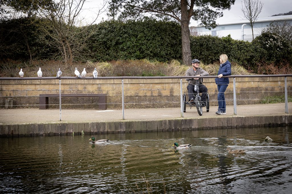by-pond-duck-and-pigeon-shot-1024x682